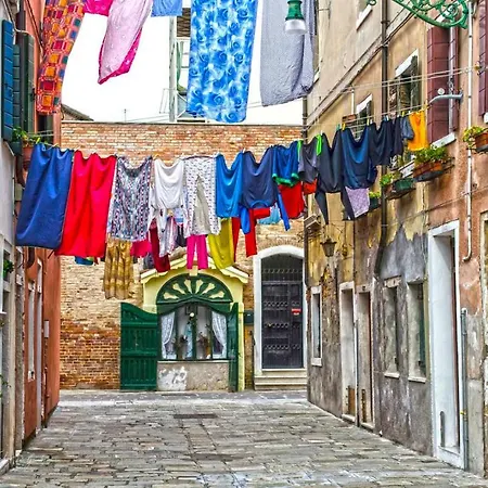 Lägenhet Monolocale La Corte Biennale
