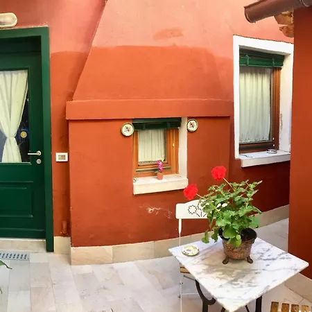 Monolocale La Corte Biennale