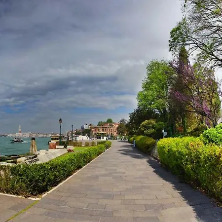 Monolocale La Corte Biennale * Veneza