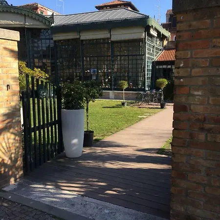 アパート Monolocale La Corte Biennale